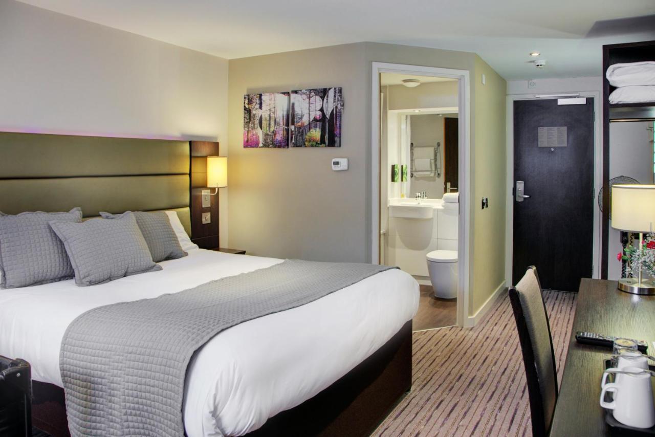 Fortune Huddersfield; Sure Hotel Collection By Best Western Экстерьер фото