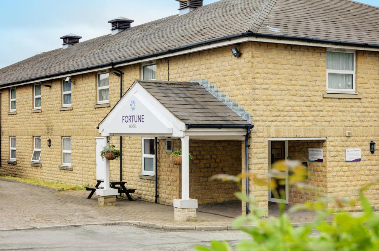 Fortune Huddersfield; Sure Hotel Collection By Best Western Экстерьер фото