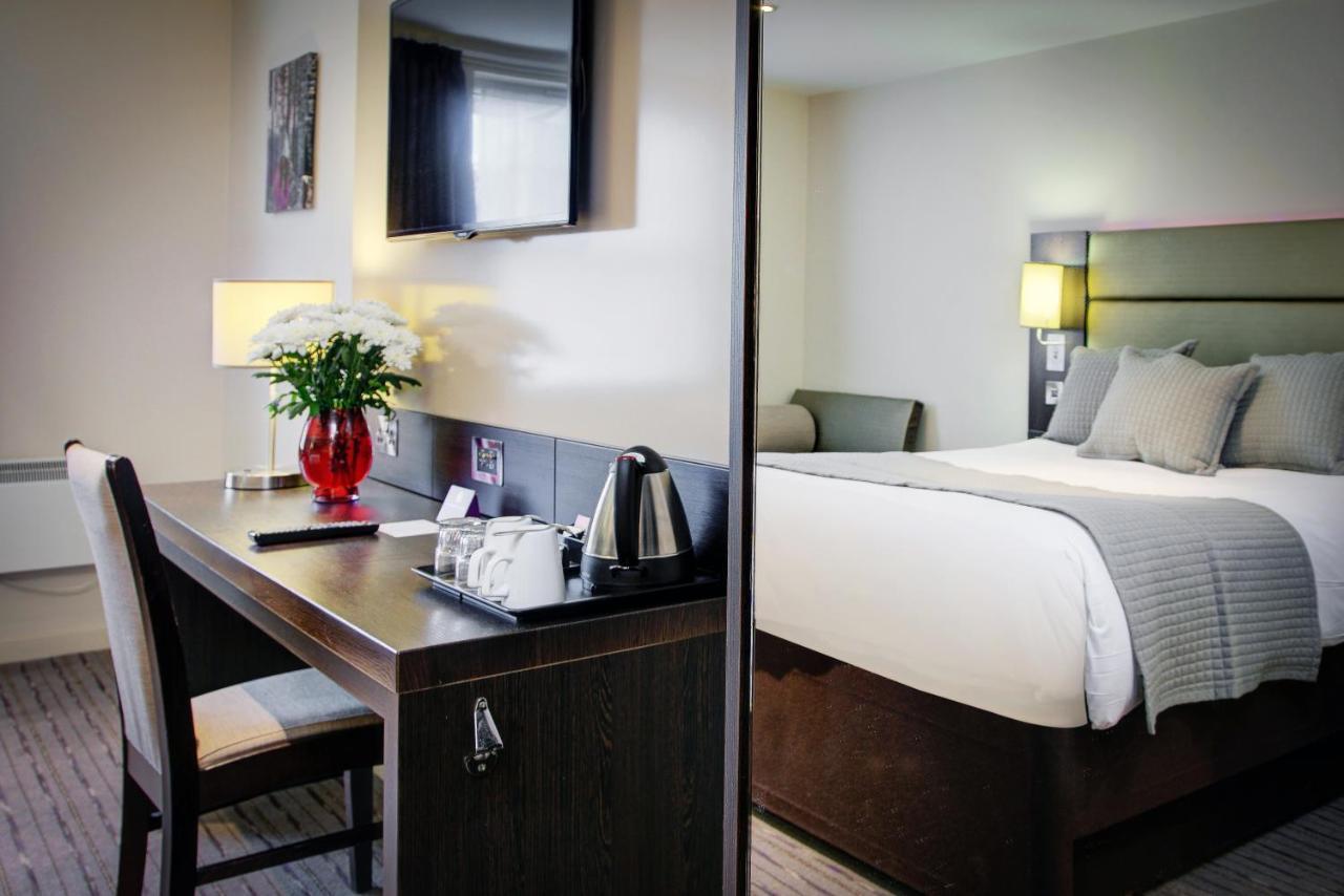 Fortune Huddersfield; Sure Hotel Collection By Best Western Экстерьер фото
